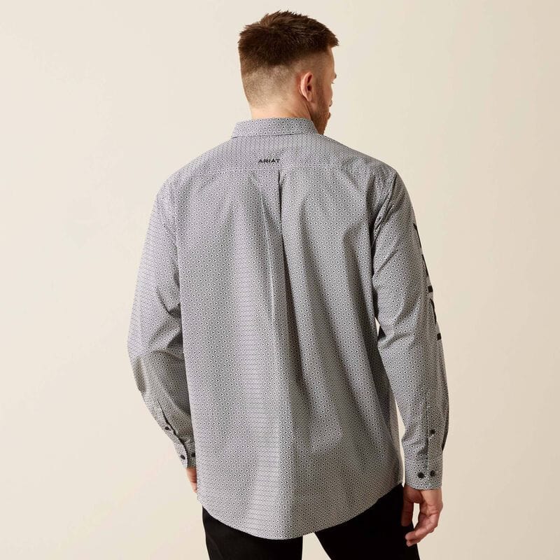 camisa ariat hombre espalda