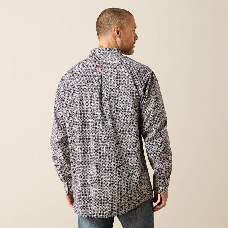 camisa ariat hombre espalda