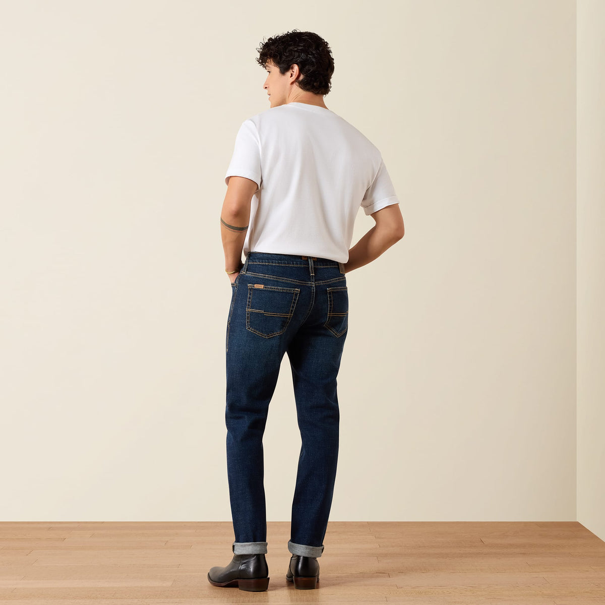 Pantalón vaquero Ariat M8 Slim Taper lavado Kyle para hombre – vista trasera