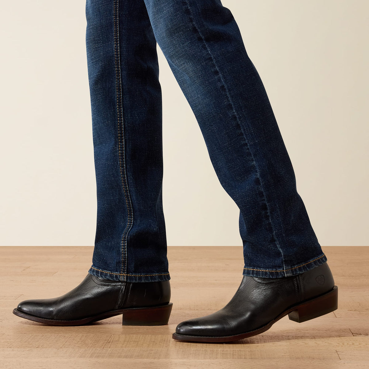 Pantalón vaquero Ariat M8 Slim Taper lavado Kyle para hombre – detalle 1