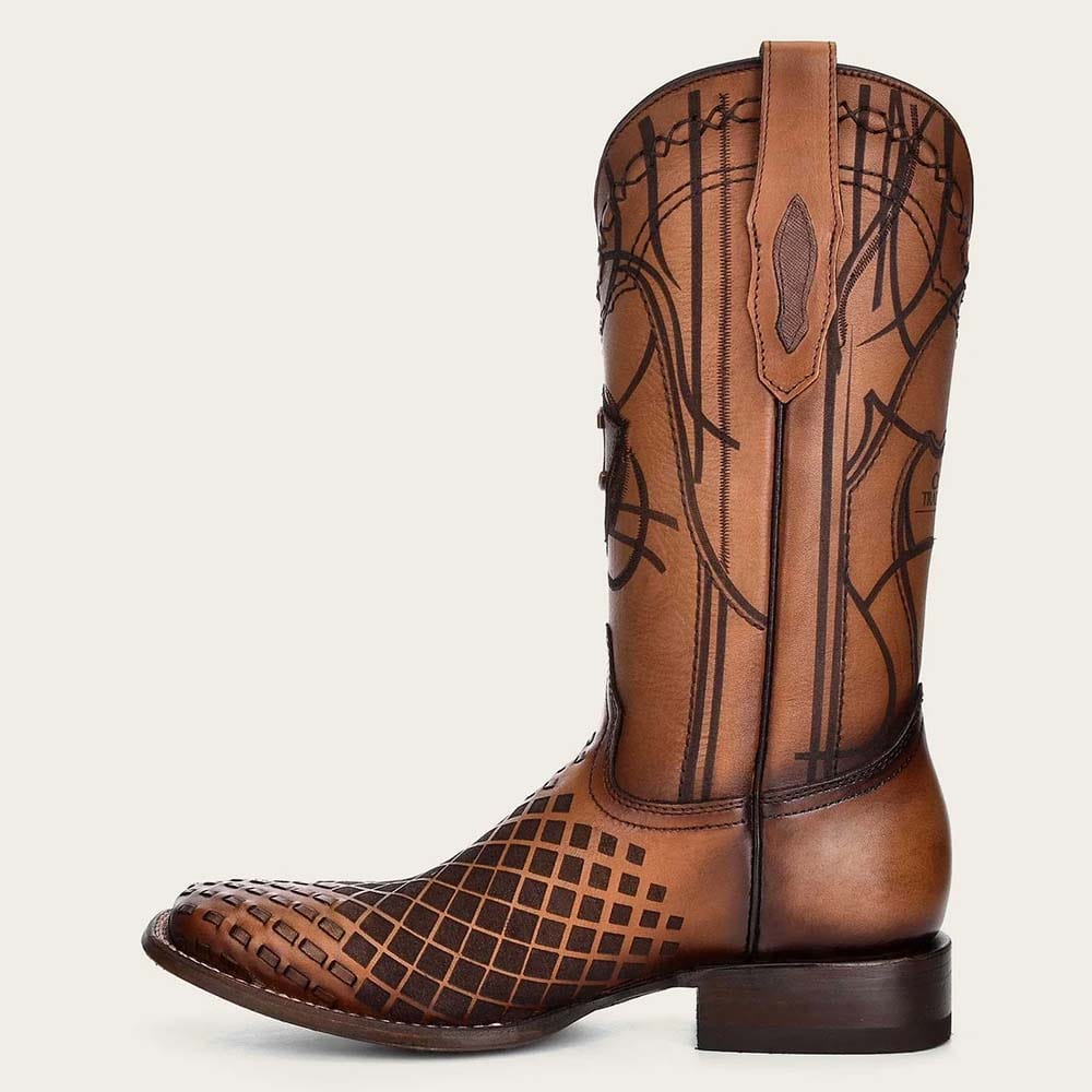 botas cuadra de piel grabada