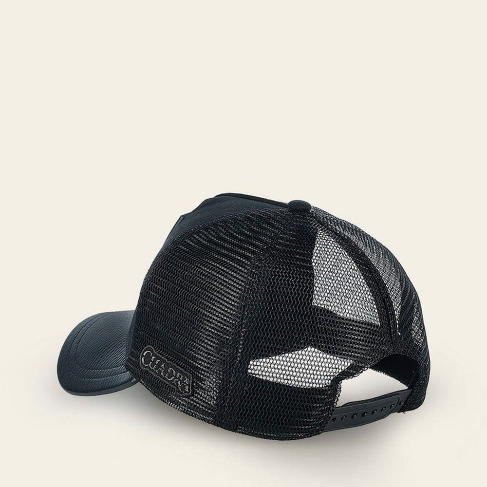 gorra cuadra parche avestruz trasero