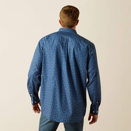 camisa ariat hombre espalda