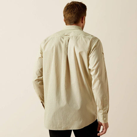 camisa ariat hombre espalda