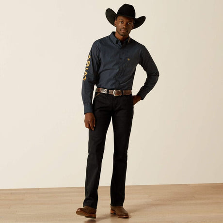 camisa ariat hombre cuerpo completo