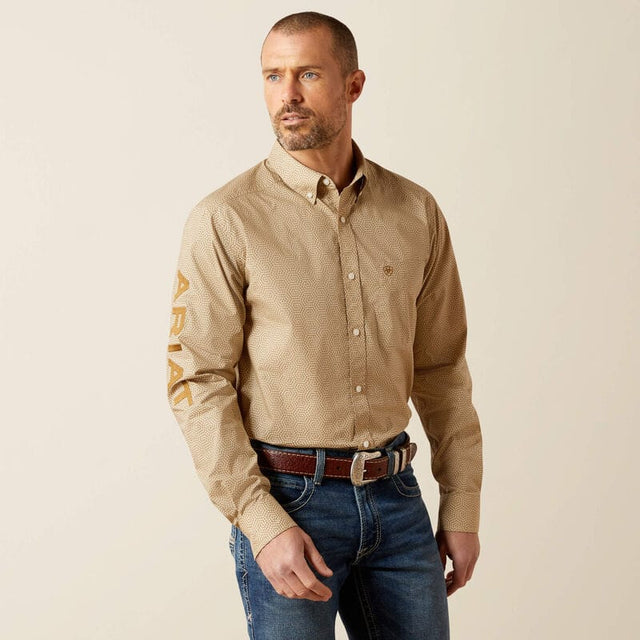 camisa ariat hombre frente