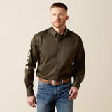 camisa ariat hombre frente