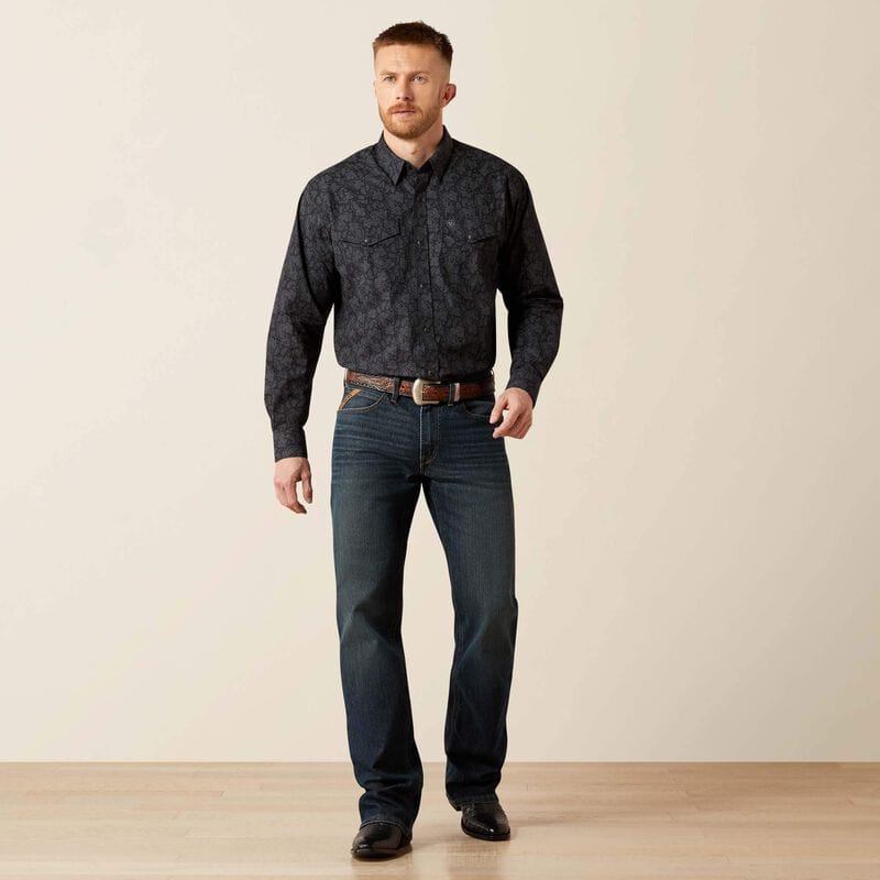 camisa ariat hombre cuerpo completo