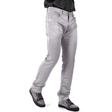 Pantalón silver slim en vista frontal, con ajuste moderno y calzado negro.