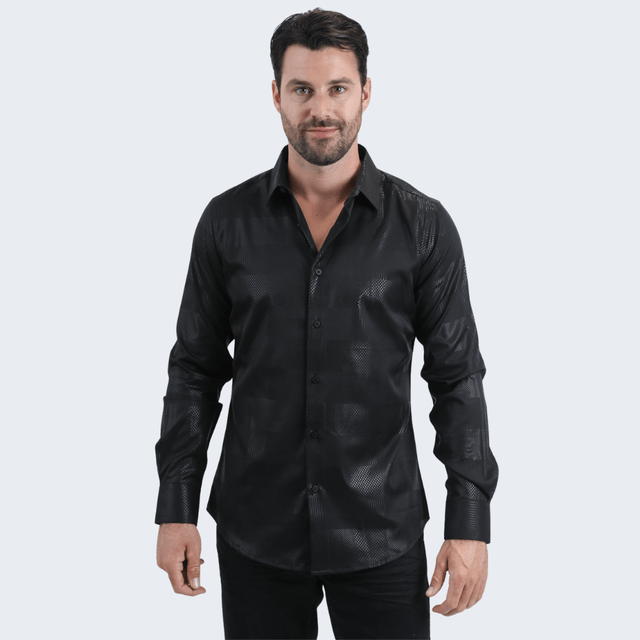 Camisa negra de manga larga con efecto brillante y textura foil.