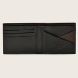 Interior de la cartera con múltiples ranuras y grabado del logotipo Cuadra.