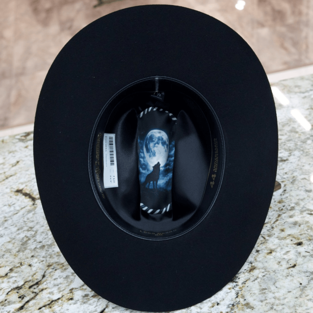 Texana Cuernos Chuecos Lobo Negro 6X
