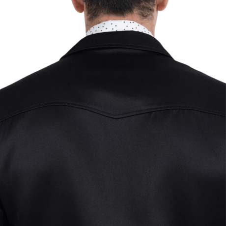 Detalle del cuello y espalda del saco.