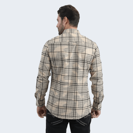 Vista posterior que muestra el patrón continuo y la caída entallada.