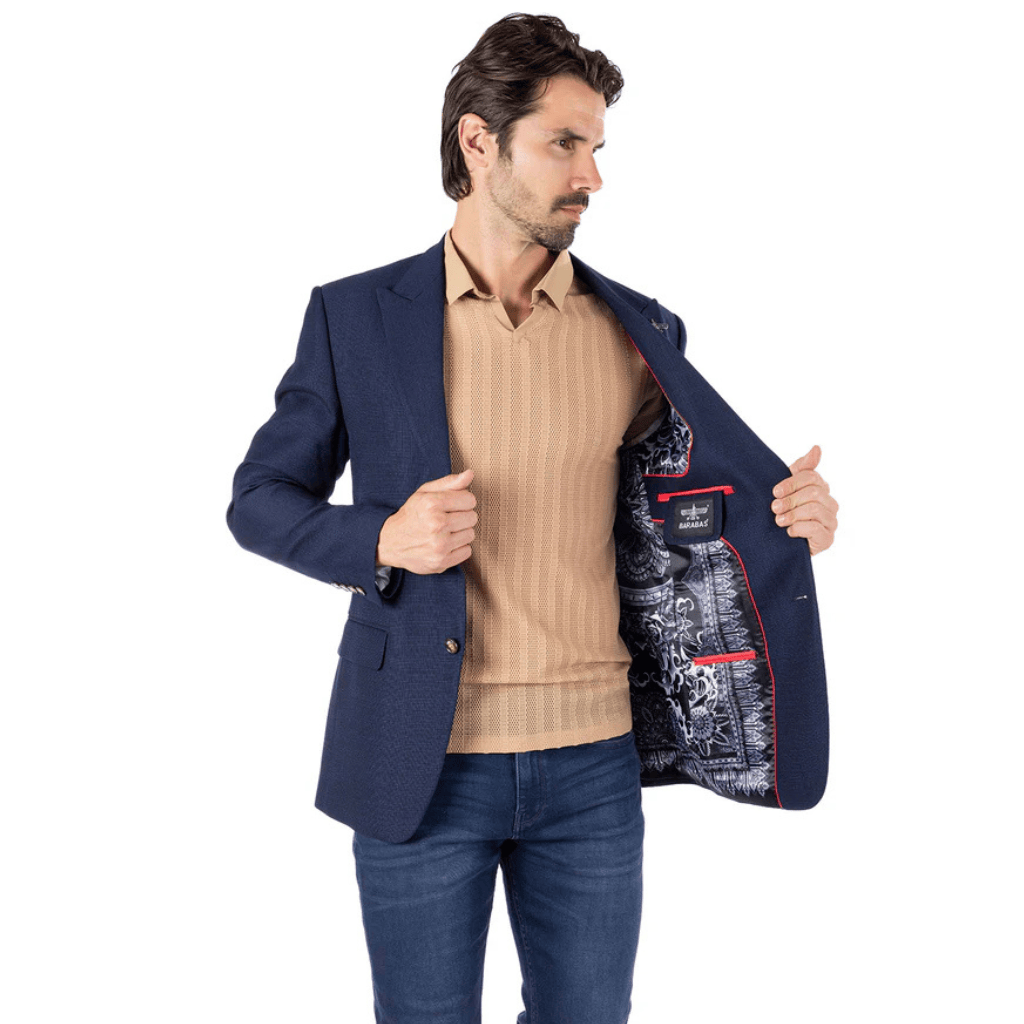 Blazer abierto mostrando el forro interior y el estilo casual–formal.