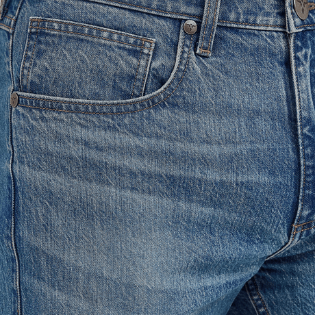 Vista inferior: muestra el corte ideal para botas con un acabado pulido.