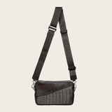 La correa luce en todo su largo, diseñada para ajustarse cómodamente.