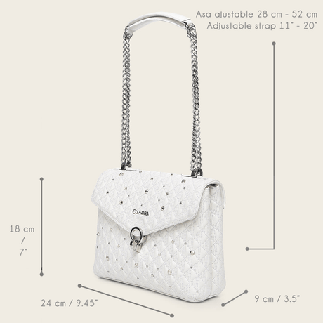 Imagen con medidas del bolso y longitud ajustable de las asas.