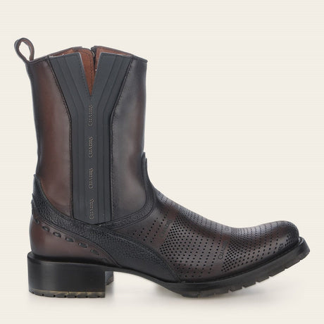 Bota Vaquera Cuadra Poder Silencioso