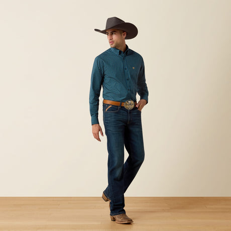 Camisa vaquera Ariat Lovato Majolica azul para hombre – cuerpo completo