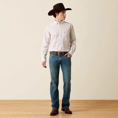 Camisa vaquera Ariat Pauly Fitted blanca para hombre – cuerpo completo