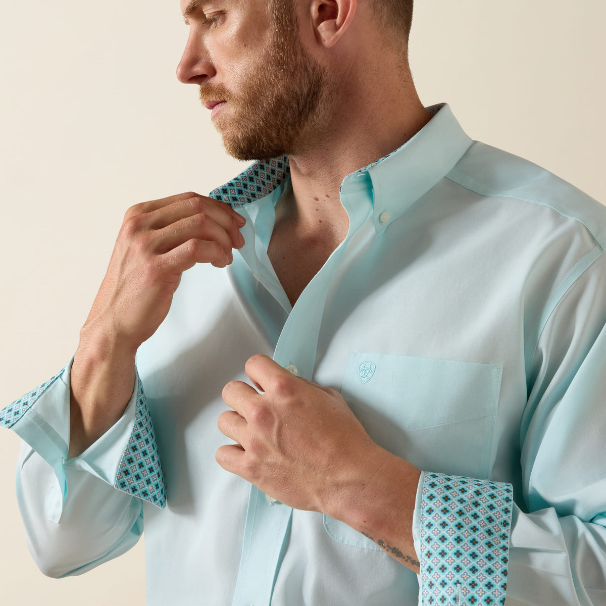 Camisa vaquera Ariat Windstone Blue azul para hombre – detalle