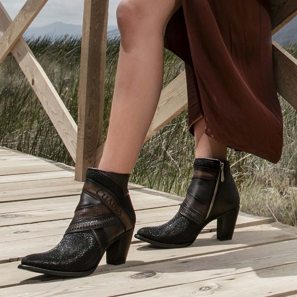 Botin Casual Cuadra Marina Negro Para Mujer Botines Charros LLC